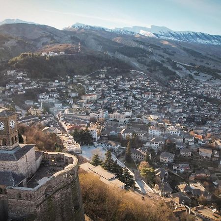 Hotel Bineri Gjirokastër Exterior foto