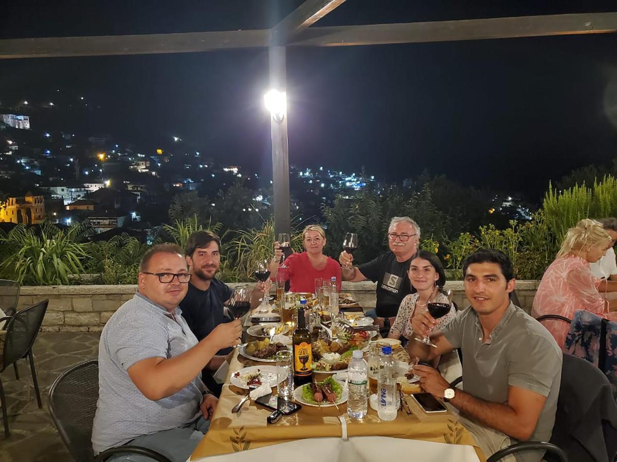 Hotel Bineri Gjirokastër Exterior foto