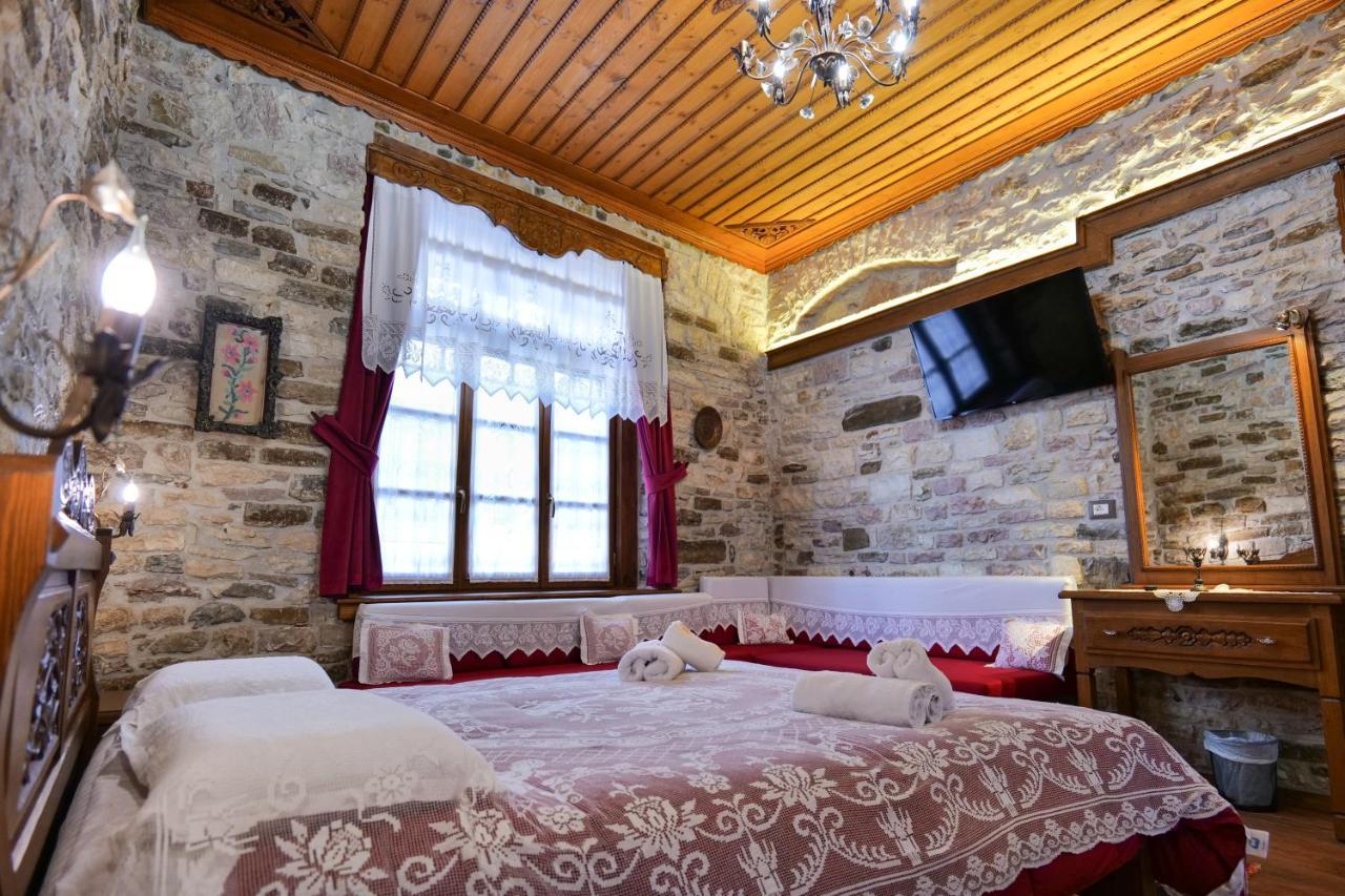 Hotel Bineri Gjirokastër Exterior foto