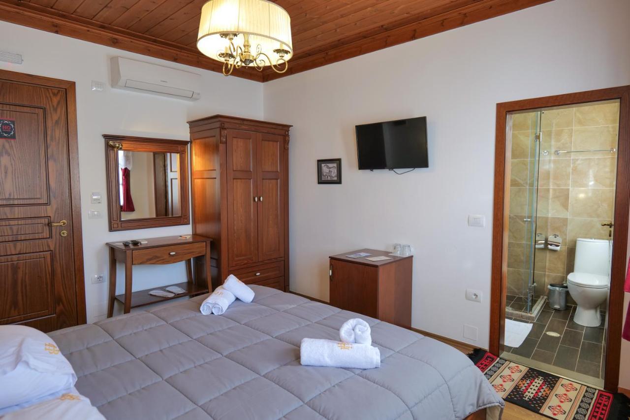 Hotel Bineri Gjirokastër Exterior foto