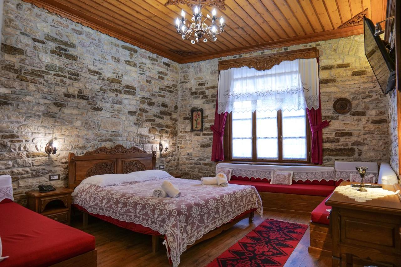Hotel Bineri Gjirokastër Exterior foto