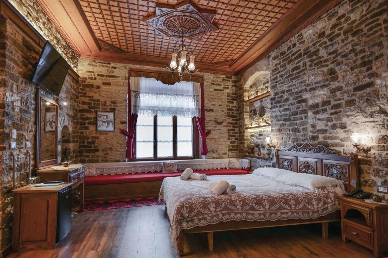 Hotel Bineri Gjirokastër Exterior foto